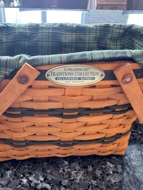 1997 LONGABERGER Traditions Collection Fellowship Basket Combo With Handle Cover